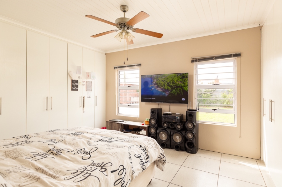 3 Bedroom Property for Sale in Velddrif Western Cape